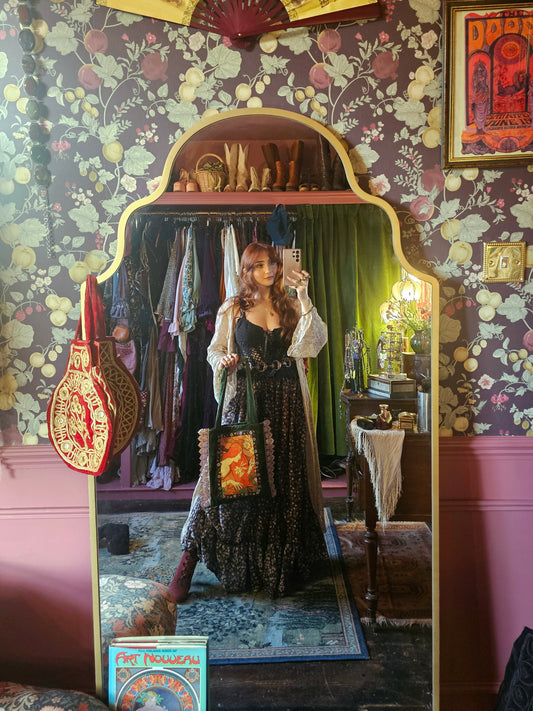 L'ermitage Emerald Lace