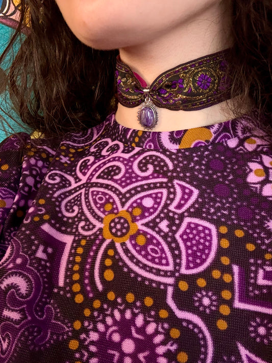 Elixir Amulet Choker